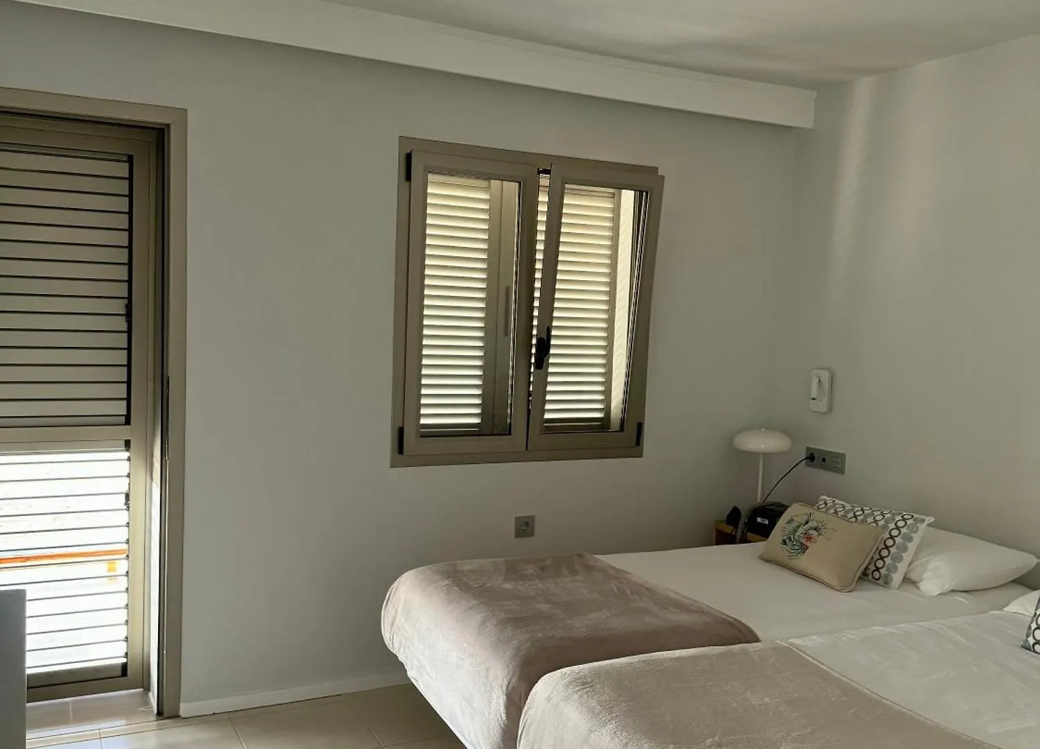Ombu- Complejo Papagayos Apartment San Bartolome de Tirajana  Spain